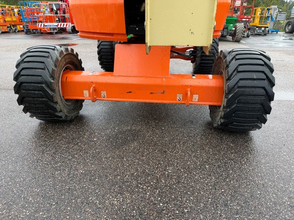 jlg-520-aj,07345280.jpg