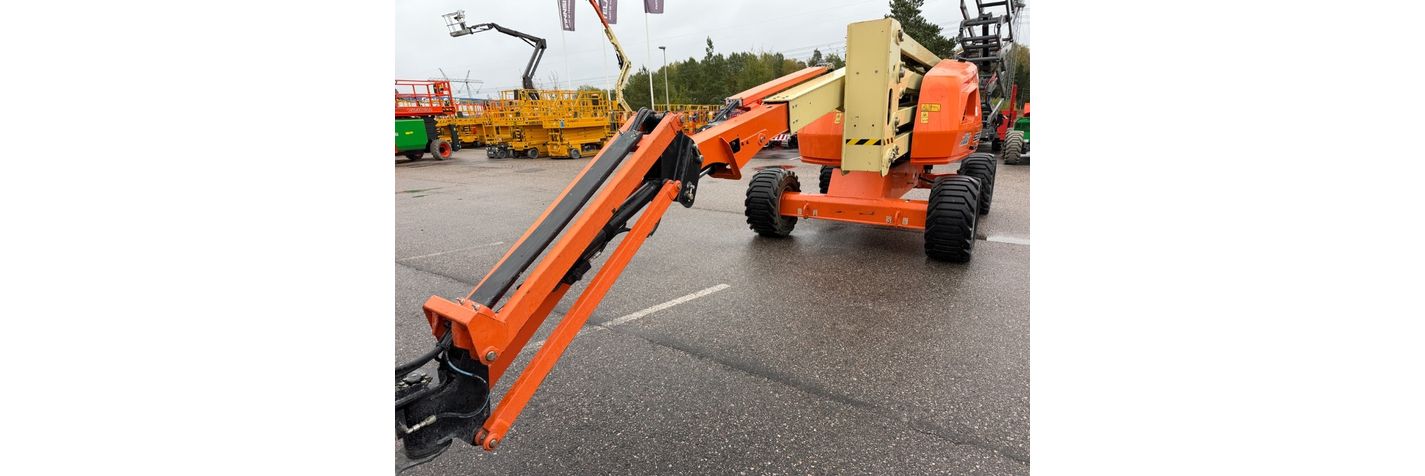 jlg-520-aj,173149e7.jpg