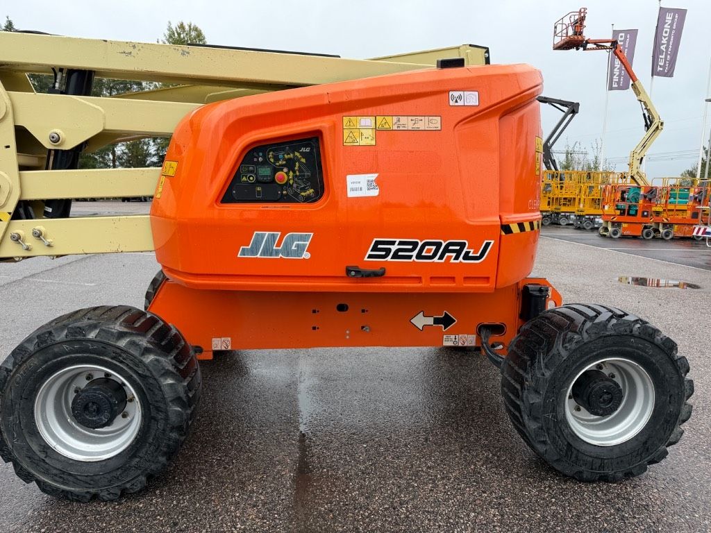 jlg-520-aj,e03fc9b4.jpg