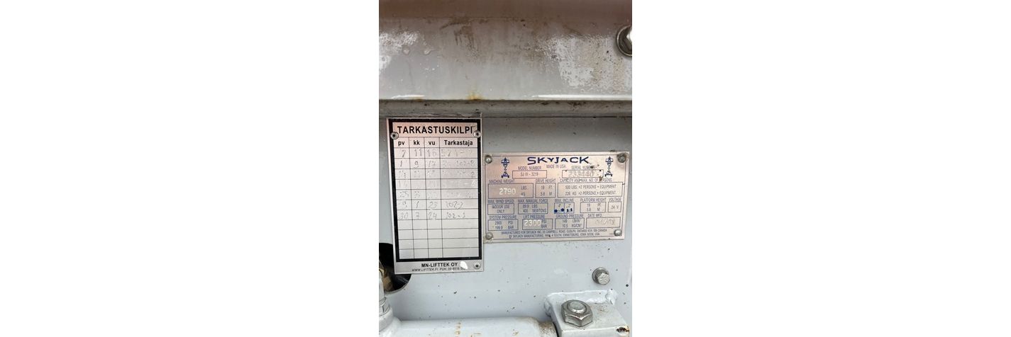 skyjack-3219,fba0cb7e.jpg