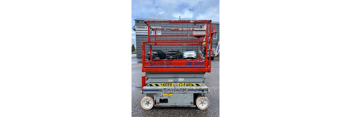 skyjack-3219,ab85142e.jpg