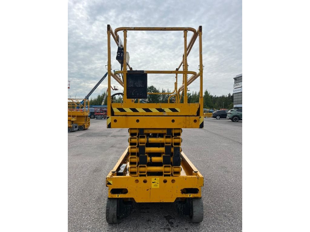 haulotte-compact-14,609e1fa2.jpg
