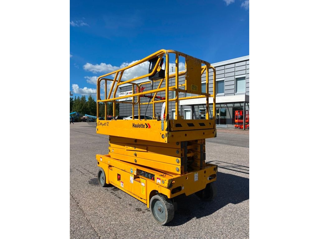 haulotte-compact-12,7817927f.jpg