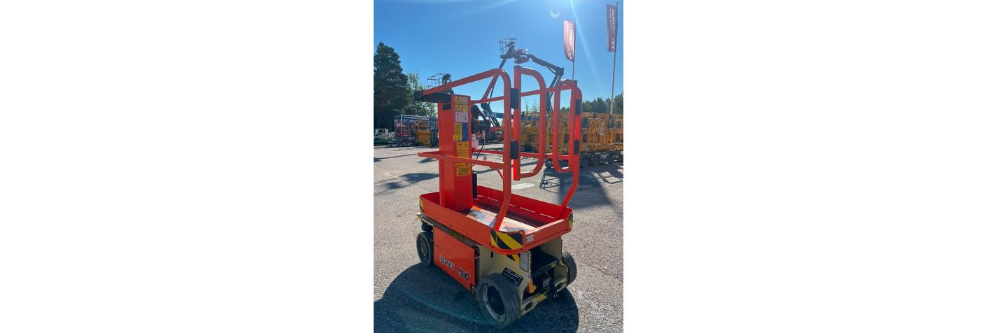 jlg-1230-es,4438cbbc.jpg