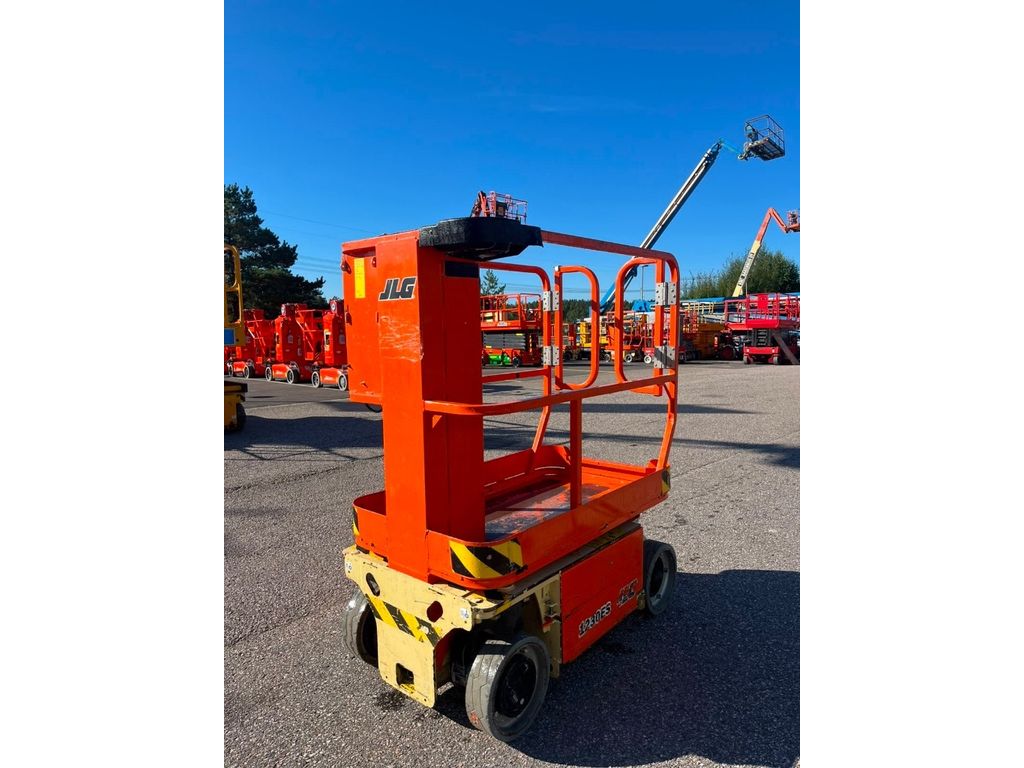 jlg-1230-es,88ed77c5.jpg