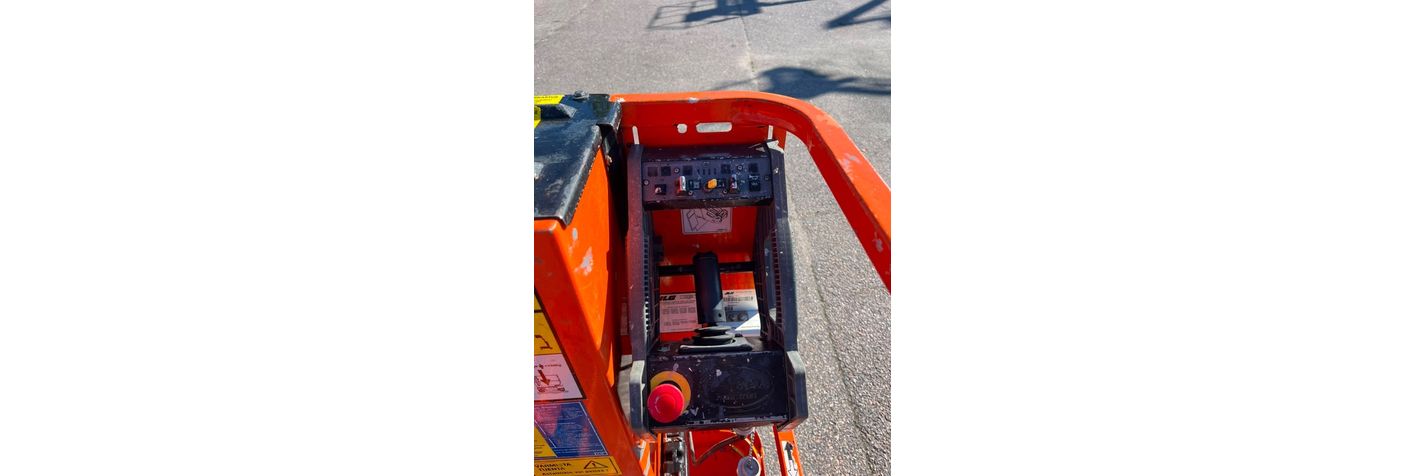 jlg-1230-es,357f96bb.jpg