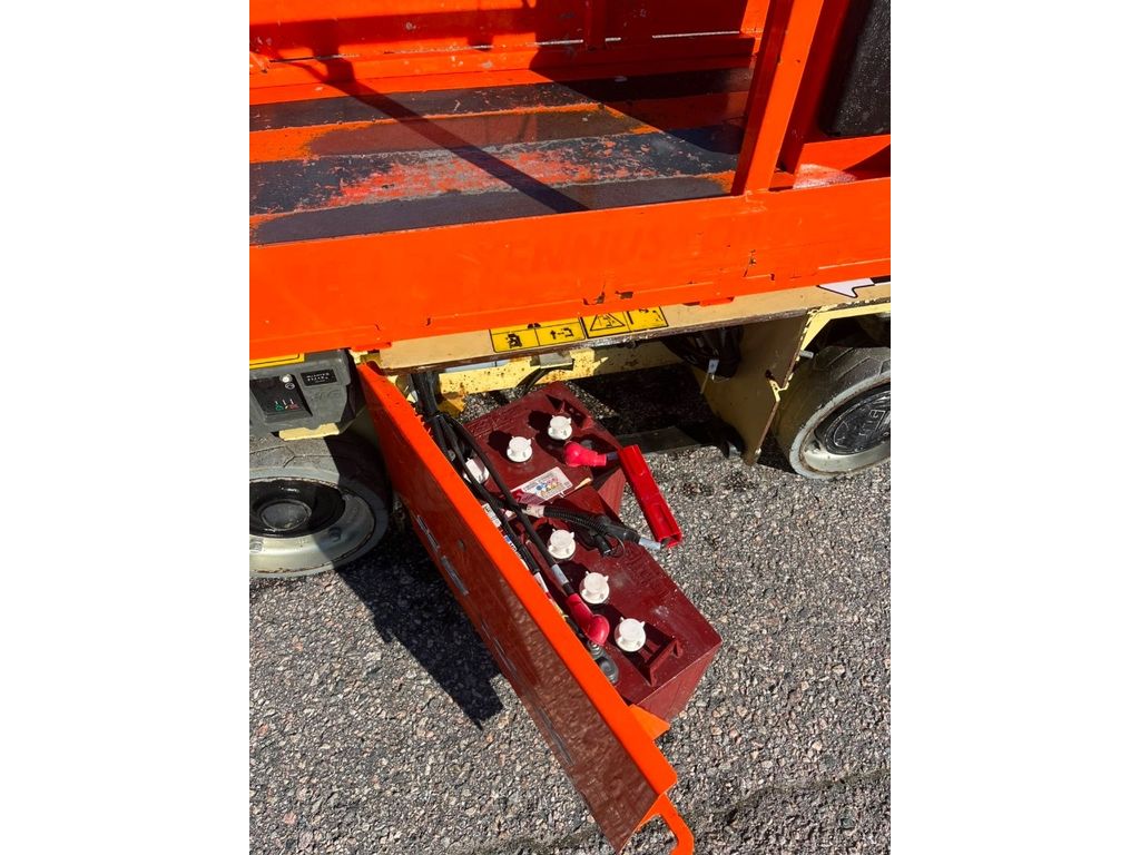 jlg-1230-es,717a51d6.jpg
