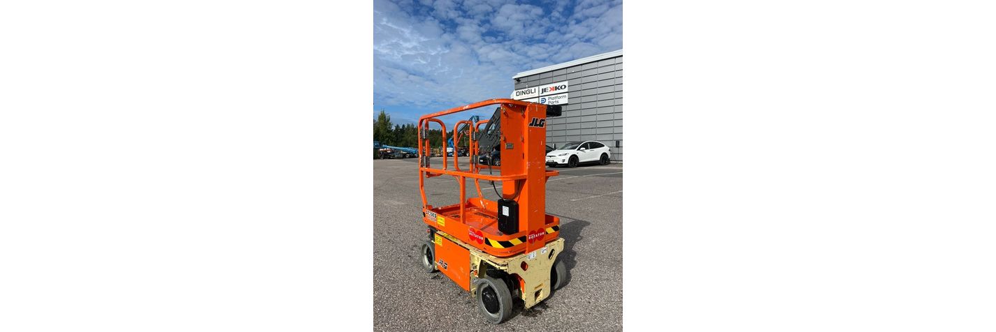 jlg-1230-es,545a8c77.jpg