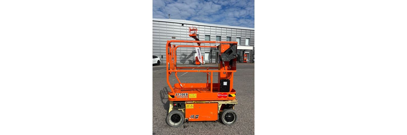 jlg-1230-es,98661145.jpg
