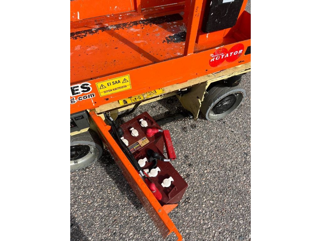 jlg-1230-es,e1fe73ec.jpg