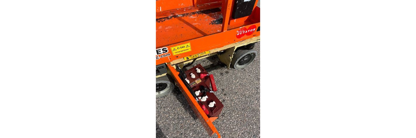 jlg-1230-es,e1fe73ec.jpg