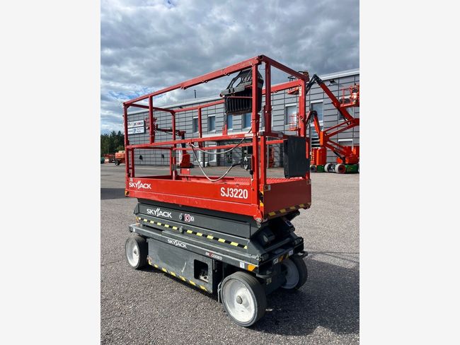 SkyJack SJ 3220