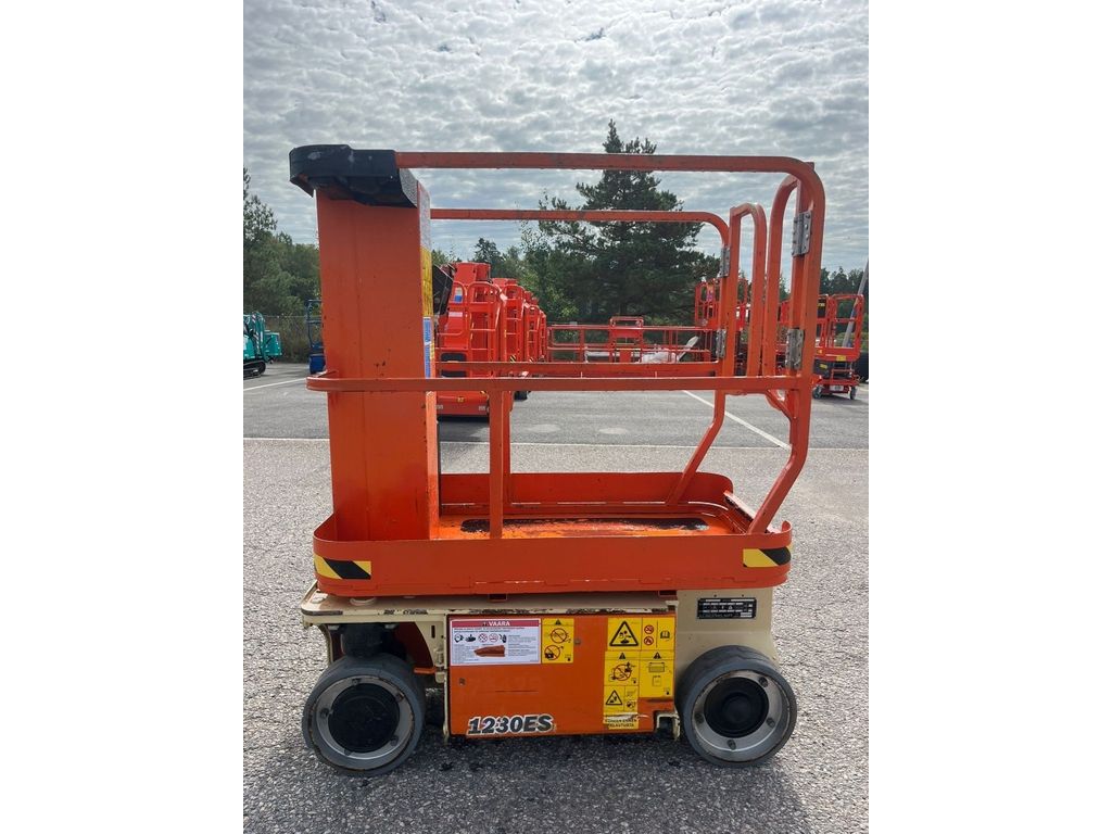 jlg-1230-es,e0c273f6.jpg