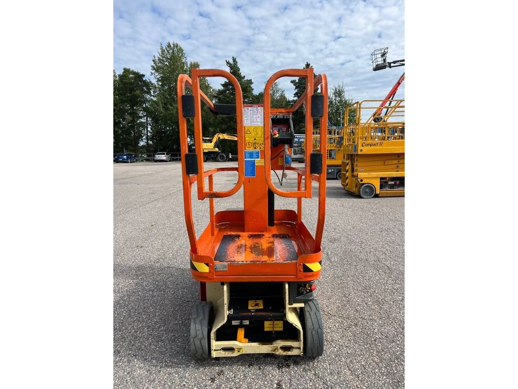jlg-1230-es,a42f193b.jpg