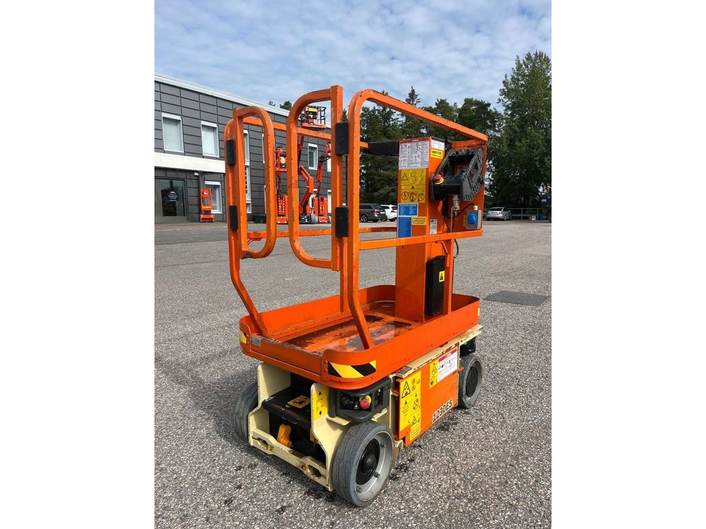 jlg-1230-es,79c82391.jpg