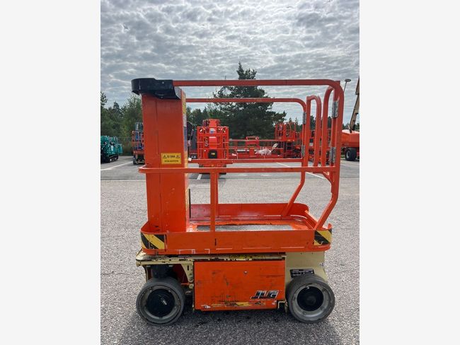 JLG 1230 ES