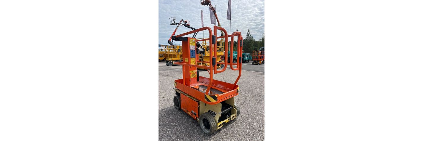 jlg-1230-es,674e406c.jpg
