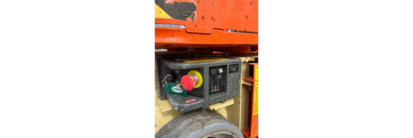 jlg-1230-es,c76021e4.jpg