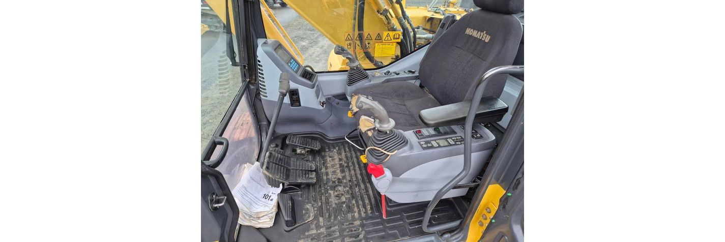 komatsu-pc-160-lc-7,b2a1fe90.jpg