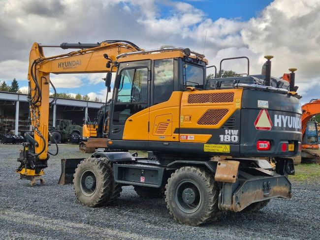 Hyundai HW 180