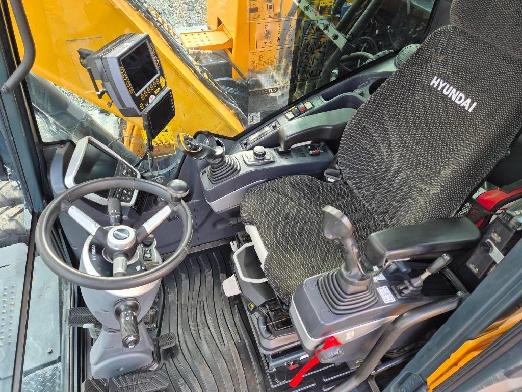 hyundai-hw-180,31f16c7a.jpg