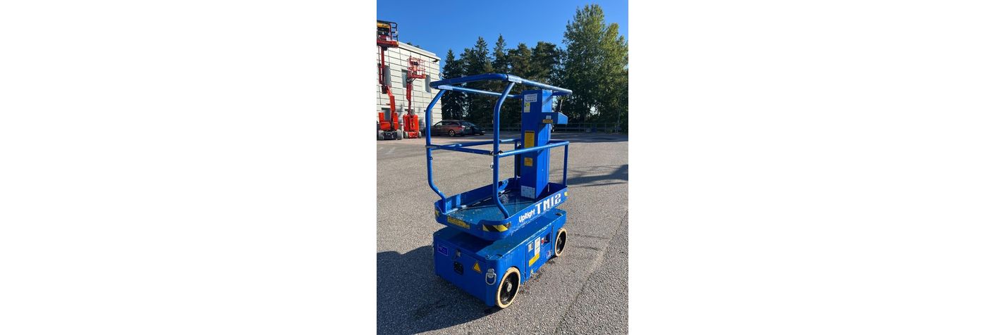 upright-tm12,a37f567b.jpg