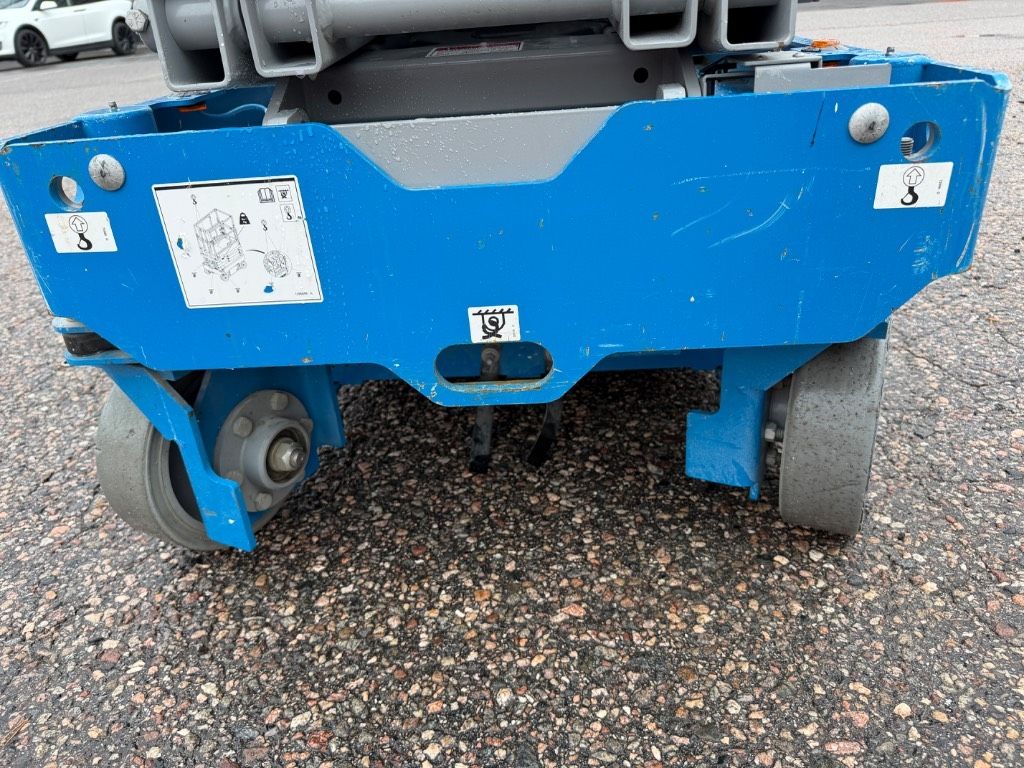 genie-gs1330,6f2ce04a.jpg