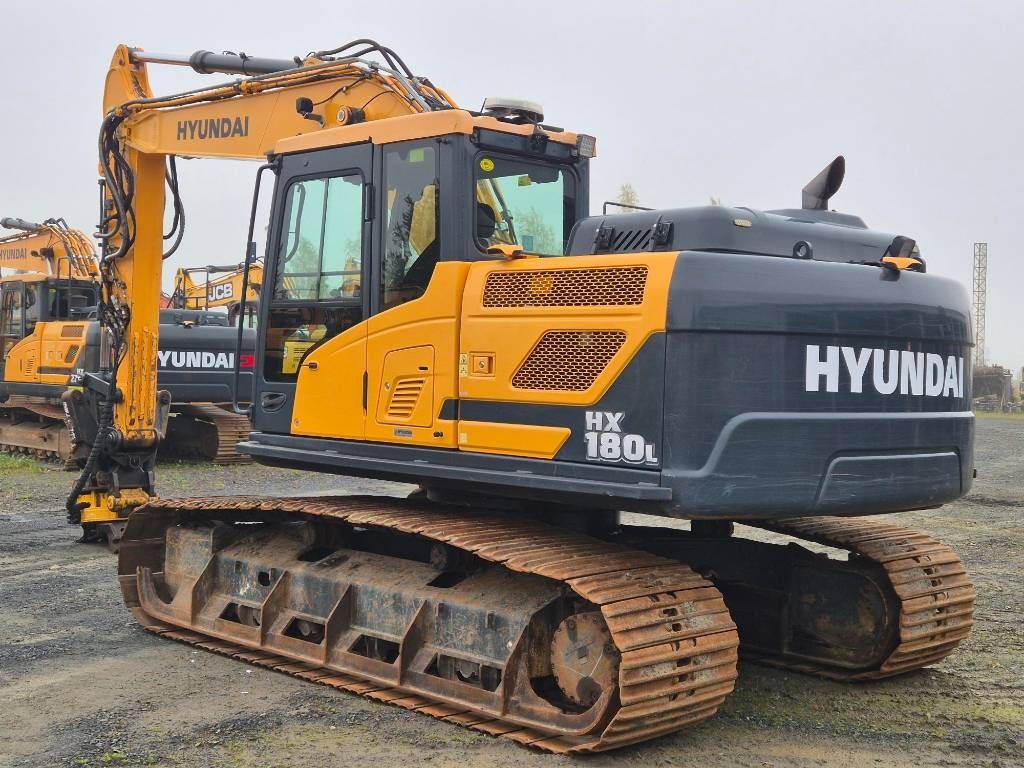 hyundai-hx-180-l,b230eb34.jpg