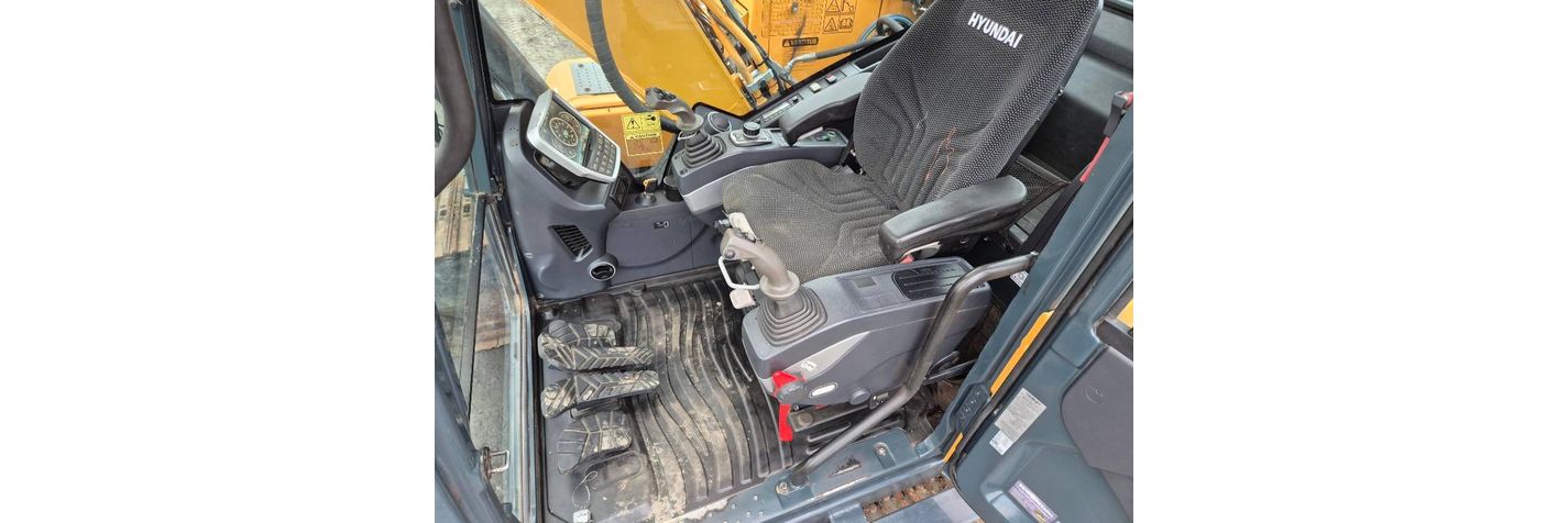 hyundai-hx-180-l,f6fadfdf.jpg
