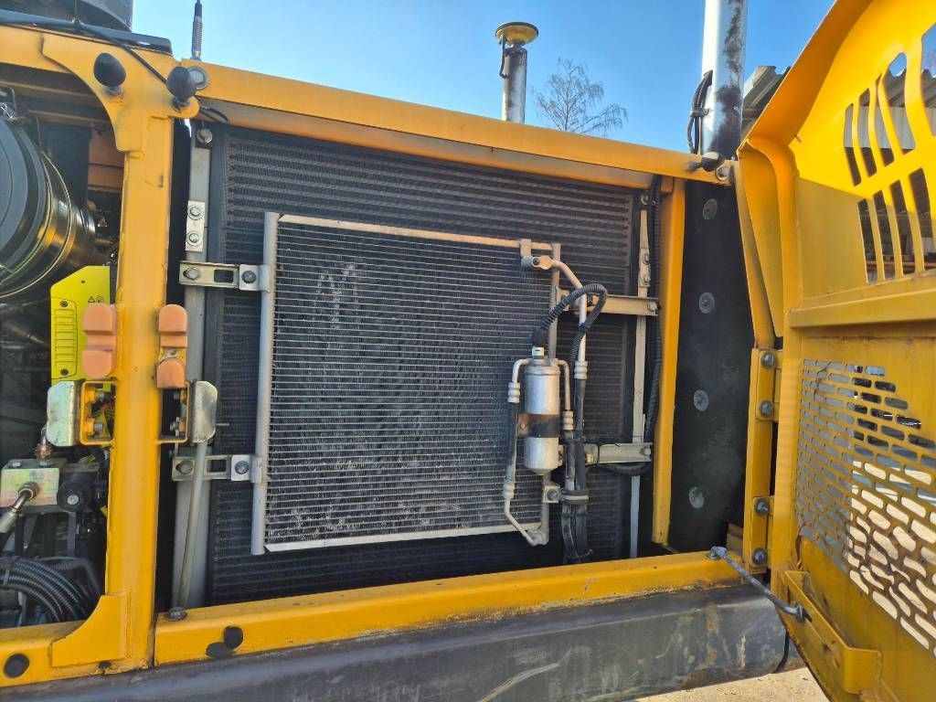 volvo-ec210cl,0f42be21.jpg