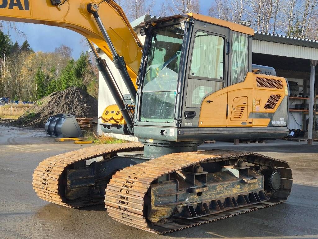 hyundai-hx-140-hwc,3c907a19.jpg