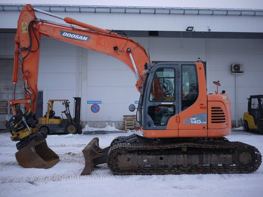 Doosan DX 140 LCR