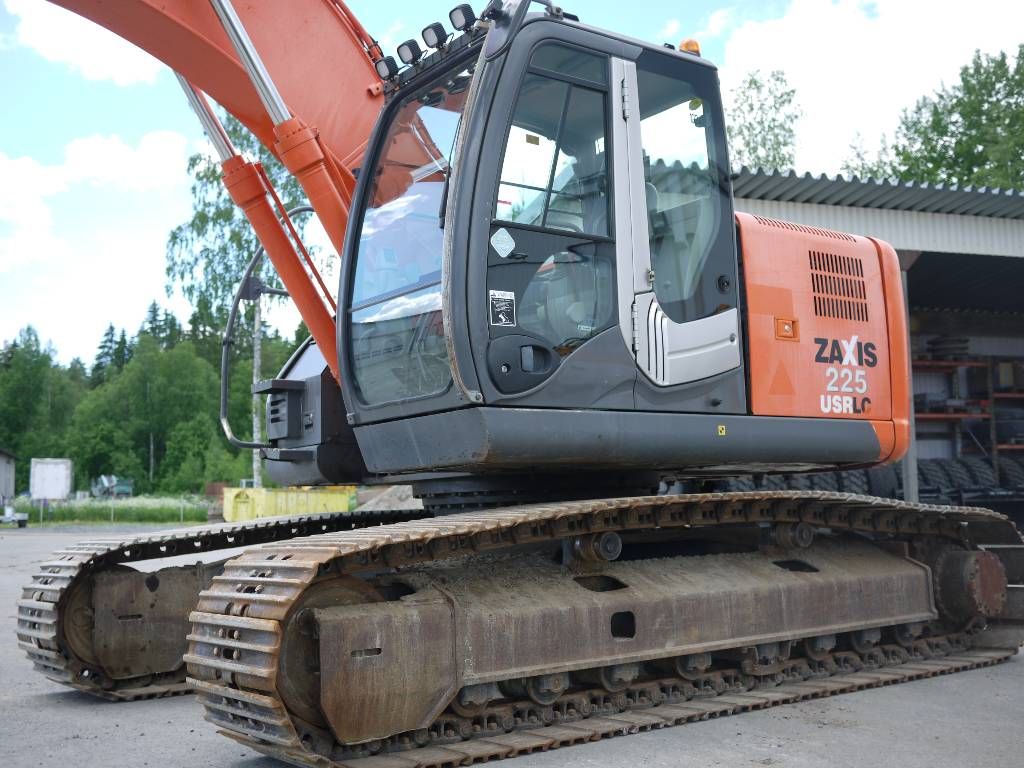 hitachi-zx-225-usrlc-3,20d03948.jpg