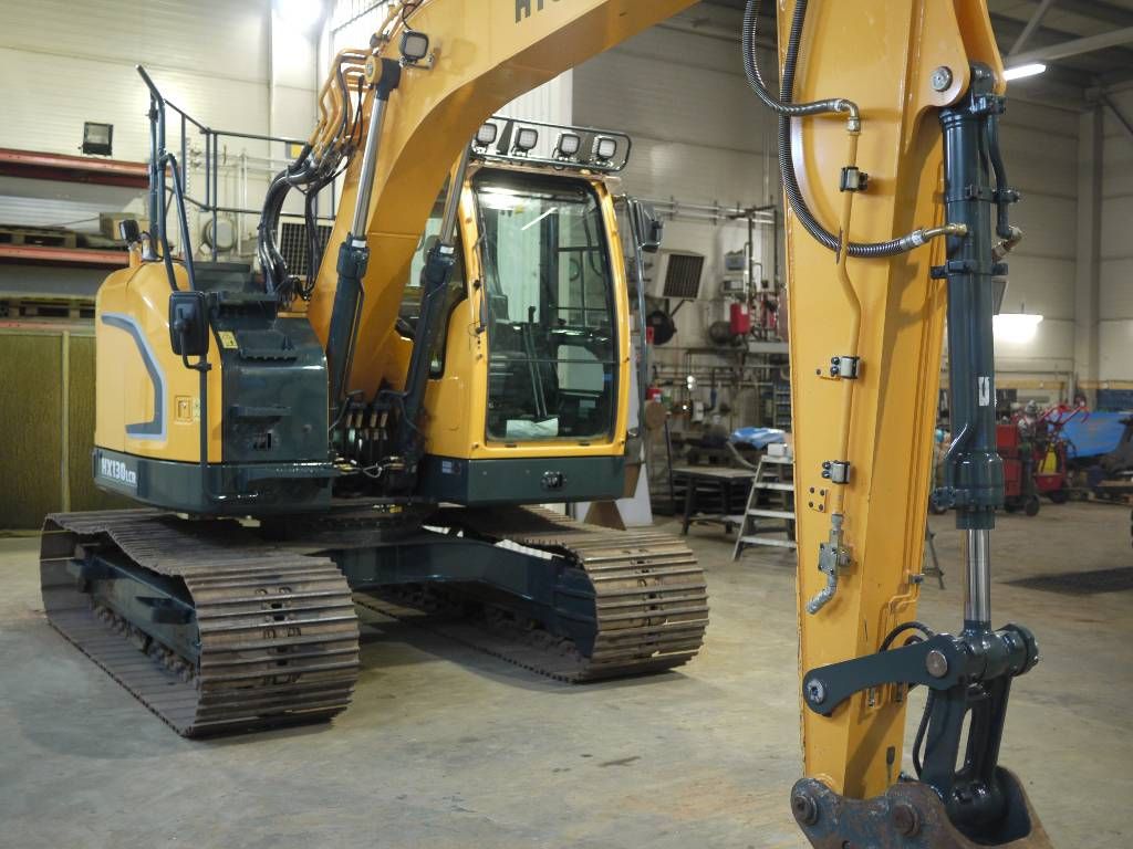 hyundai-hx-130-lcr,74829038.jpg