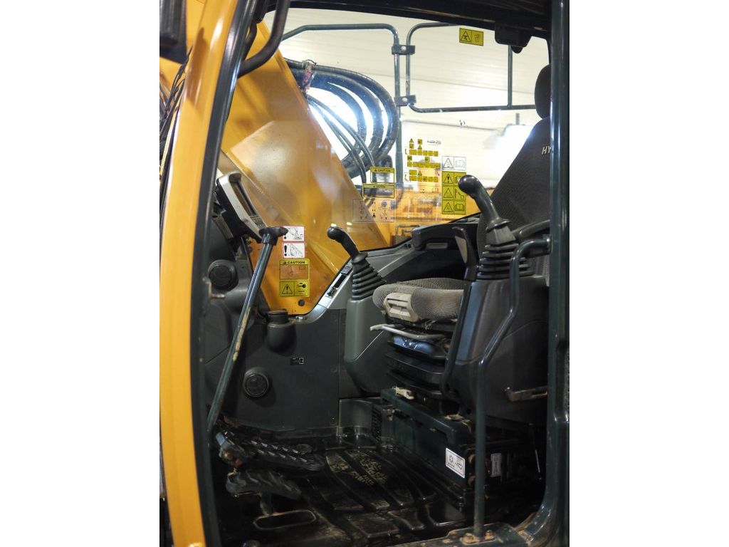 hyundai-hx-130-lcr,274b5e99.jpg