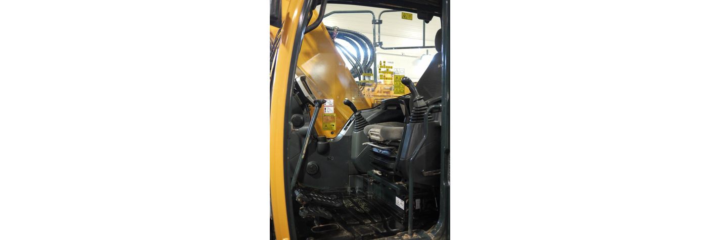 hyundai-hx-130-lcr,274b5e99.jpg