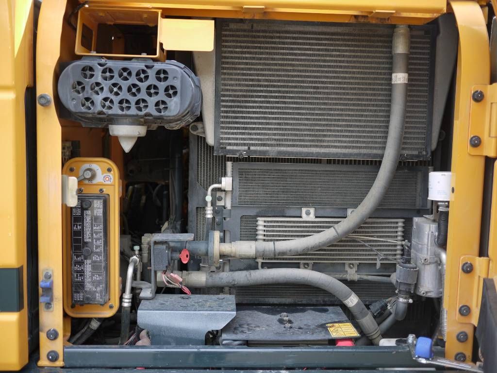 hyundai-hx-140-ld,4132cdb1.jpg