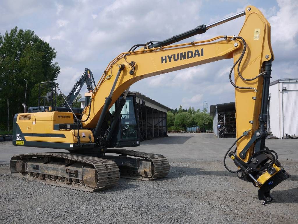 hyundai-hx-220-l,96da17f7.jpg