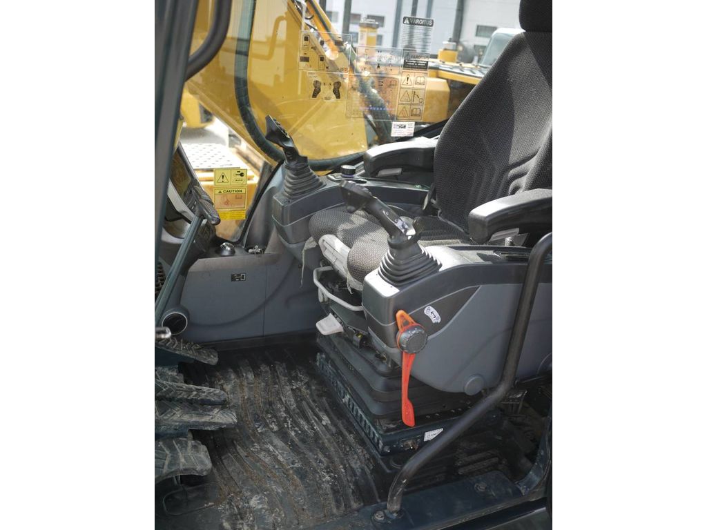 hyundai-hx-220-l,66c6d9b4.jpg