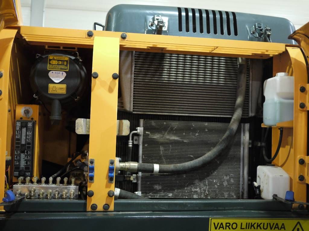 hyundai-r-210-lc-9,9778d3d3.jpg
