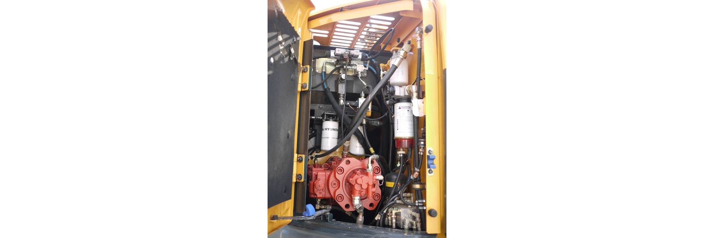 hyundai-r-235-lcrd-9,e64df872.jpg