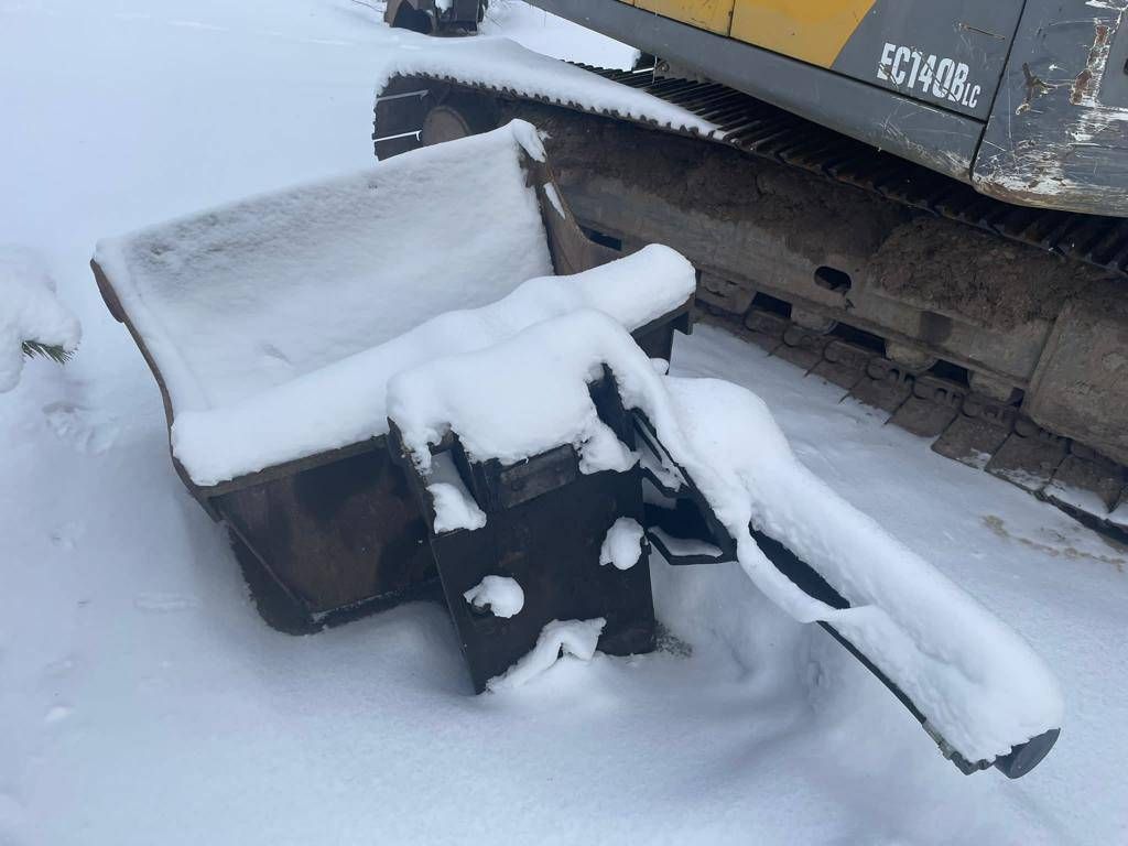volvo-ec-140-blc,7e1c4764.jpg