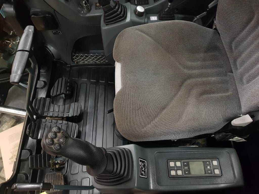 hyundai-r-80-cr-9a-rototilt-ra,50f5eda2.jpg