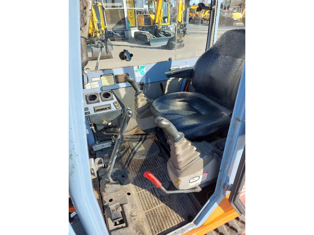 hitachi-ex-22-2,94faed76.jpg