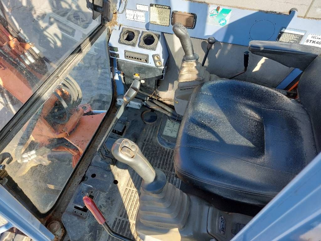 hitachi-ex-22-2,f0aeec8b.jpg
