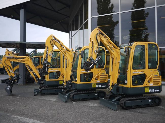 Hyundai R 18-9AK / Uusi varastossa
