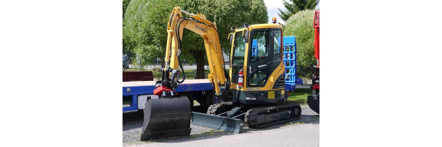 hyundai-r-30z-9ak,54b5c7ef.jpg