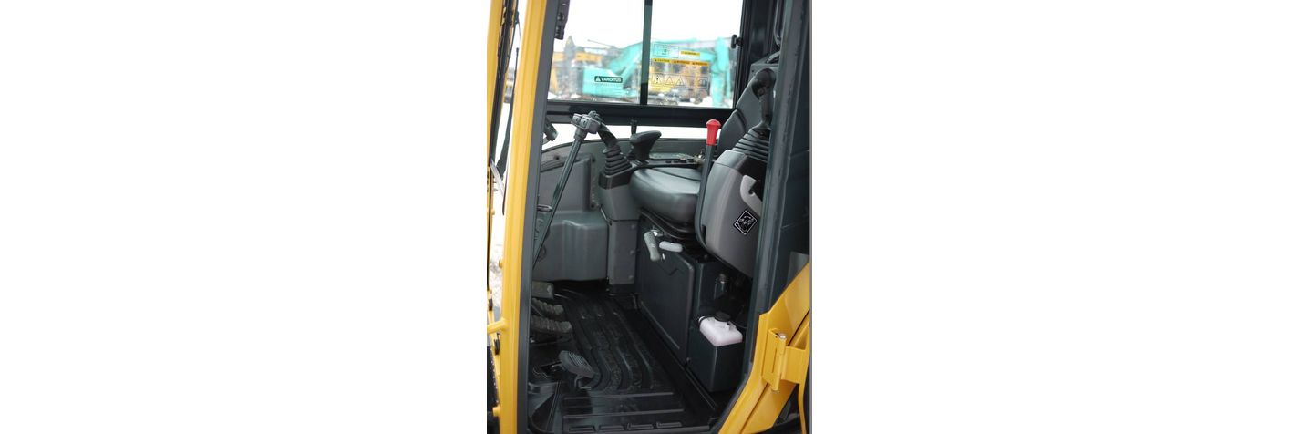 hyundai-r-35-z-9-uusi-varustel,66210af2.jpg