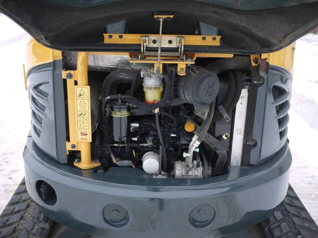 hyundai-r-35z-9,0b4b639b.jpg