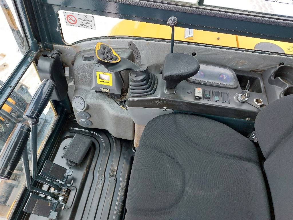 hyundai-r-35z-9,9e4b4bab.jpg